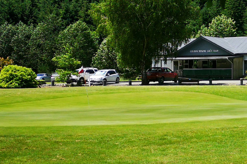golden-downs-golf-club_2.jpg