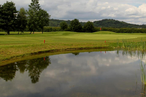 bletchingley-golf-club_3.jpg