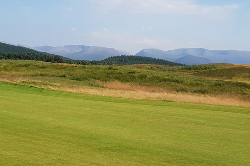 macdonald-spey-valley-golf-club_6.jpg
