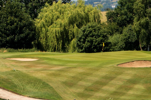 rushden-golf-club_1.jpg