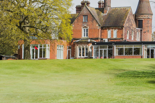 brickendon-grange-golf-club_4.jpg