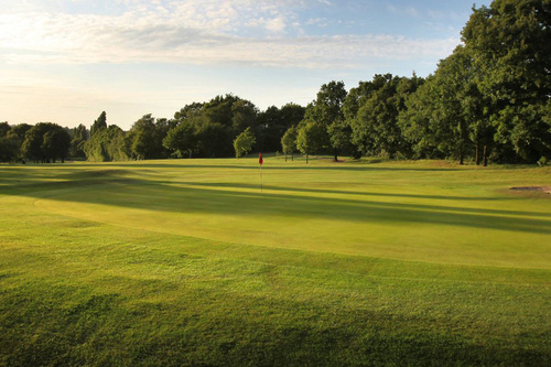 muswell-hill-golf-club_4.jpg