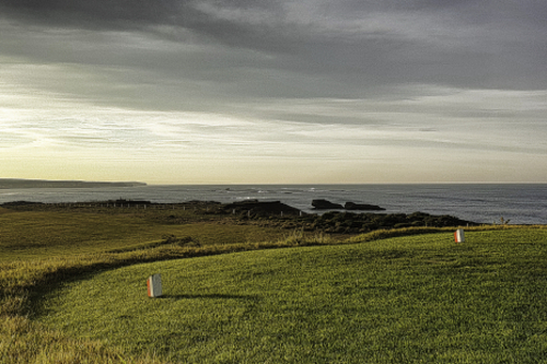 The-opening-hole-at-Peterborough-Golf-Club.jpg