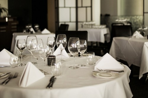 dining-eucalypt.jpg