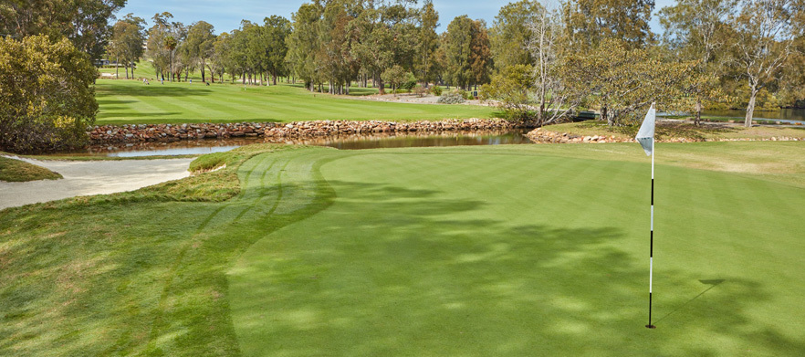 18 Holes For Two in a Motorised Golf Cart at The Stunning Bayview Golf Club!