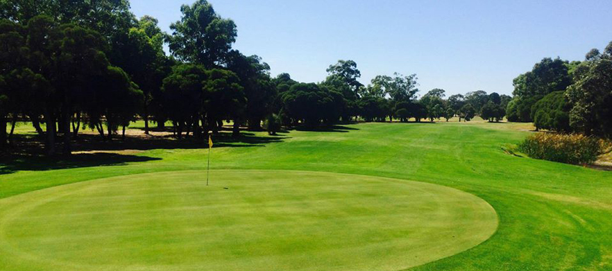 <em>One of WA's Hidden Gems!</em> 18 Holes for Four with Shared Motorised Carts & Drinks at Chequers Golf Club! 