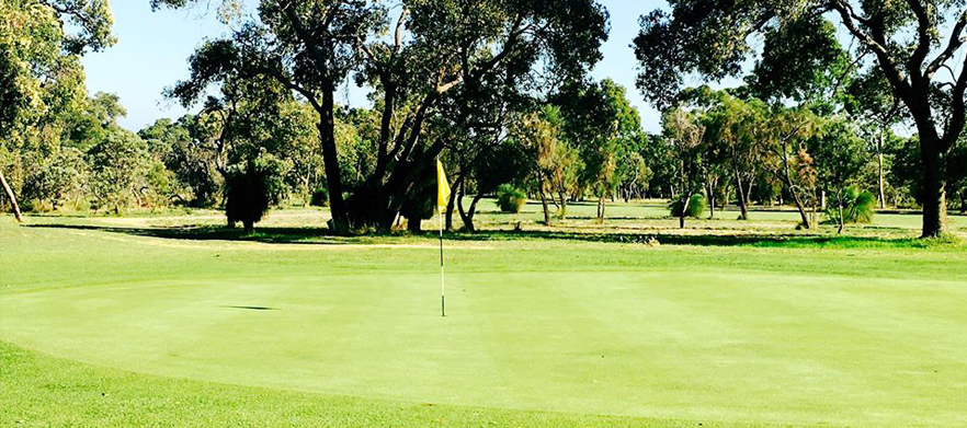 <em>One of WA's Hidden Gems!</em> 18 Holes for Two with Drinks at Chequers Golf Club! 