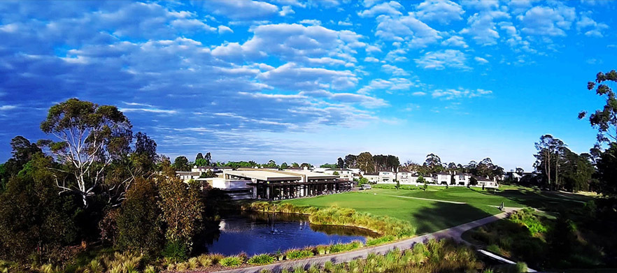 SUMMER SPECIAL! 18 Holes For Two in a Motorised Cart & Drinks at Ballarat Golf Club!