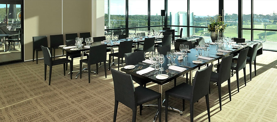 <em>Stunning Stay and Play for Two at the Mercure Portsea Golf Club!</em> Includes two nights twin share accommodation on arrival, cooked breakfast and golf with a motorised cart at the beautiful Portsea Golf Club! 