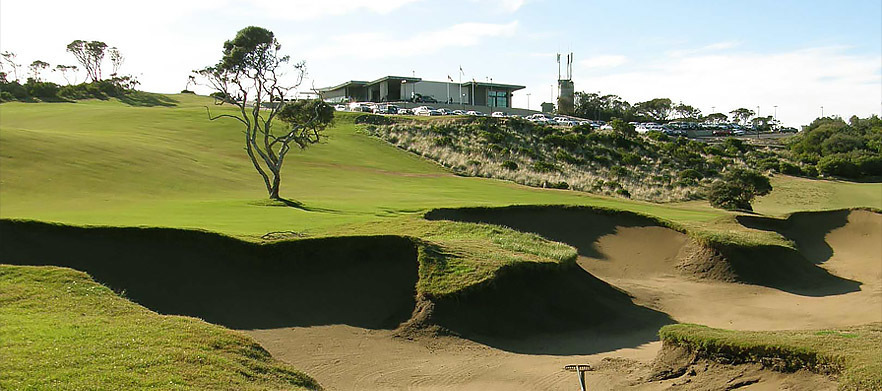 <em>Stunning Stay and Play for Two at the Mercure Portsea Golf Club!</em> Includes two nights twin share accommodation on arrival, cooked breakfast and golf with a motorised cart at the beautiful Portsea Golf Club! 