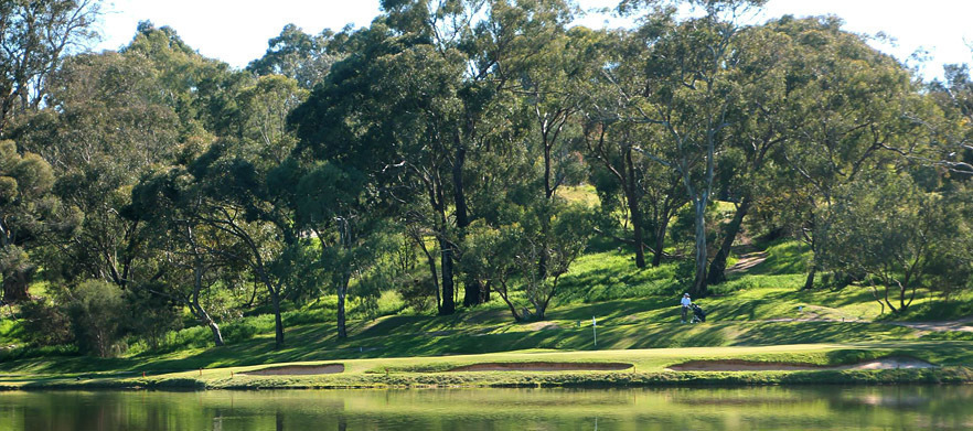 <em>Play one of Adelaide's Hidden Gems!</em> 18 Holes for Two at the Beautiful <em>Flagstaff Hill Golf Club.</em> Includes a motorised cart and a cold drink each after your round.  