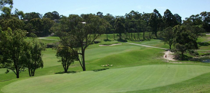 <em>Chatswood Golf Club.</em> 18 Holes For TWO in a Cart with Two Drinks.