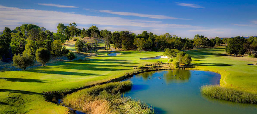18 Holes for Two at the Stunning <em>Sandy Creek Golf Club.</em>Includes a Shared Motorised Cart