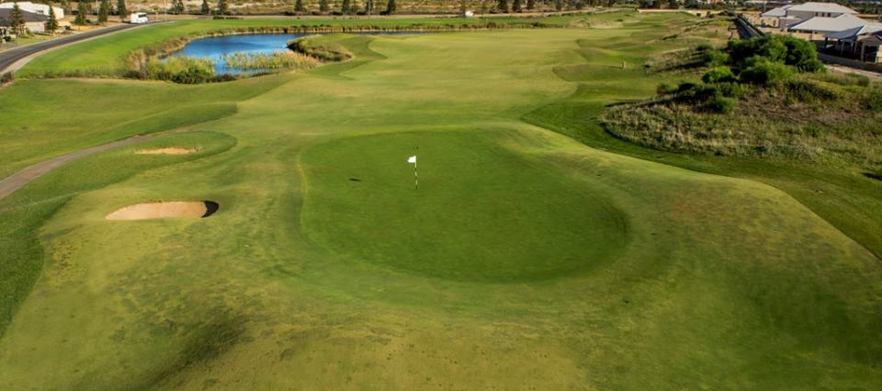 <em>One of WA's Gems!</em> 18 Holes for Two at the <em>Beautiful Secret's Golf.</em> 