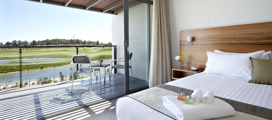 <em>Play, Stay & Relax at Pullman Magenta Shores Resort.</em> This deal valid for 2 people (4 person option available).</em> Studio Accommodation & Golf or Vie Spa each.