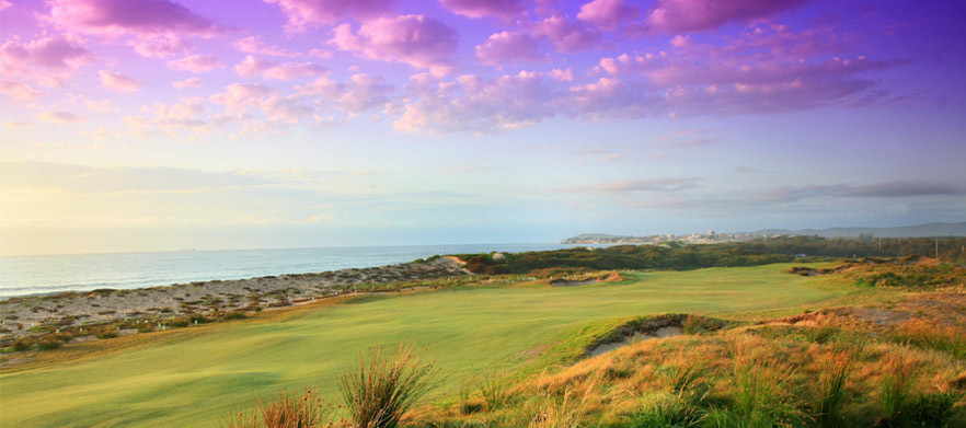 <em>Play, Stay & Relax at Pullman Magenta Shores Resort.</em> This deal valid for 2 people (4 person option available).</em> Studio Accommodation & Golf or Vie Spa each.