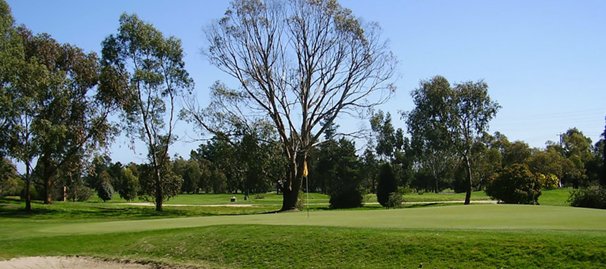 Discover one of Victoria's Hidden Gems! 18 Holes for 2 at <em>Midlands Golf Club. </em>Includes a shared Motorised Cart and a Beer each after your round! 