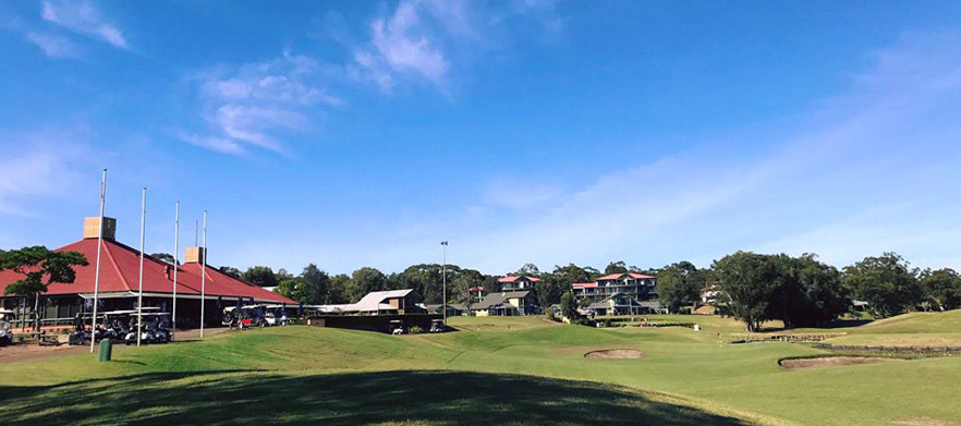 Play the World Class Championship Course at <em>Horizons Golf Resort, Salamander Bay.</em> 18 Holes for TWO in a Motorised Cart.  7 Day Bookings. 