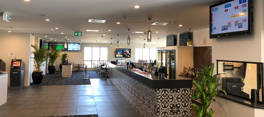 <em>Discover one of  Canberra's Hidden Gems!</em> 18 Holes for Two at <em>The Magpies Belconnen Golf Club.</em> Includes a Shared Motorised Cart plus $30 Food and Beverage package .