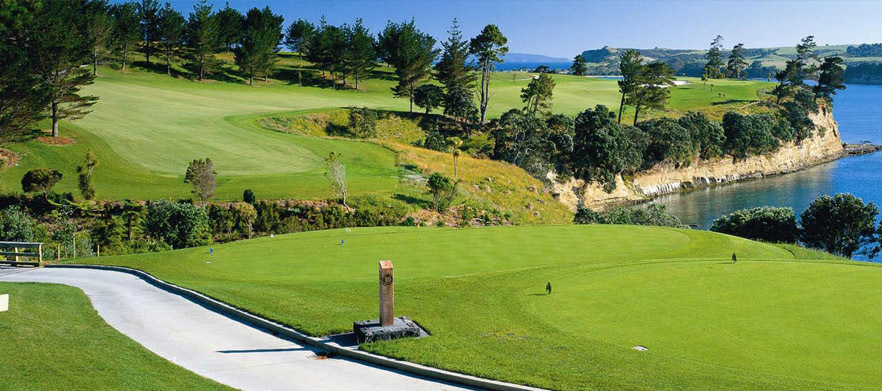 <b>Discover one of Auckland's Gems!</b> Stunning Two Night Stay & Play for Two at the Whangaparaoa Lodge. Includes Golf at the Stunning <b>Gulf Harbour Country Club</b> with Breakfasts each morning. 