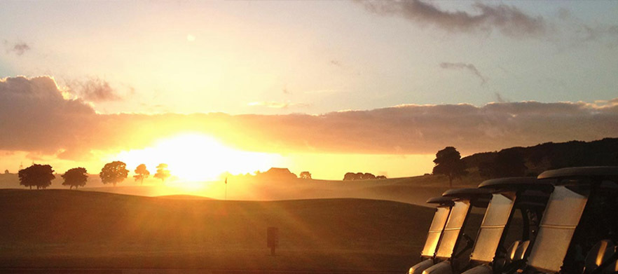 <b>Discover one of Auckland's Gems!</b> Stunning Two Night Stay & Play for Two at the Whangaparaoa Lodge. Includes Golf at the Stunning <b>Gulf Harbour Country Club</b> with Breakfasts each morning. 