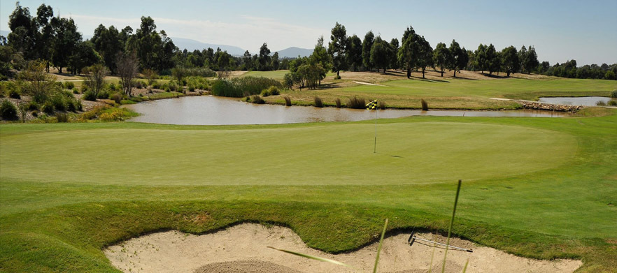 Your chance to play at the award winning  <em>Yering Meadows Golf Club</em> 18 holes for two in a motorised cart.