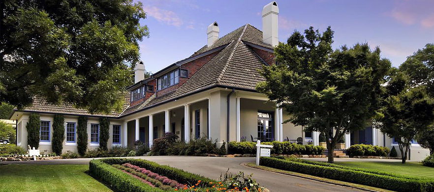 <em>2 Night Stay & Play For Two at Peppers Manor House.</em> Includes 18 Holes for Two per day at Mt Broughton Golf Club, Breakfasts, Dinner Voucher, Wine Tasting & More!  