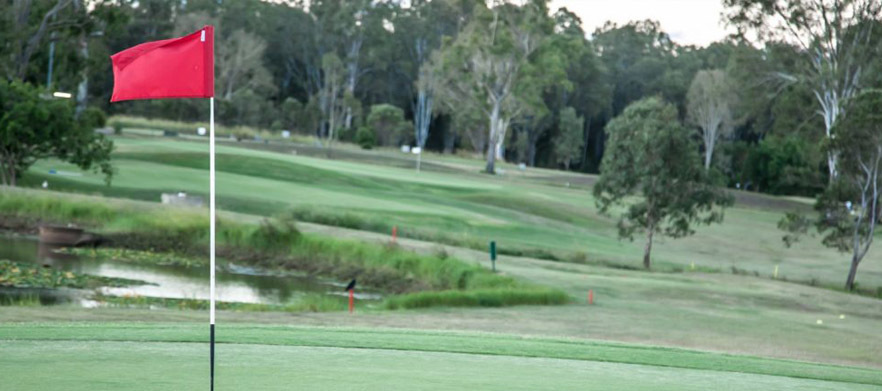 <em>Meadowbrook Golf Course!</em> 18 Holes For Two in a Motorised Cart and Range Balls.</em>