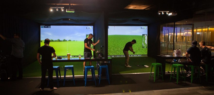 <em>Experience Gold Coast newest Indoor Golf Centre.</em>Enjoy 18 holes for 2 at Pebble Beach or St Andrews on Golf Simulator at  <em>Slice Virtual Golf, Surfers Paradise.</em> Includes a beer each per person! 