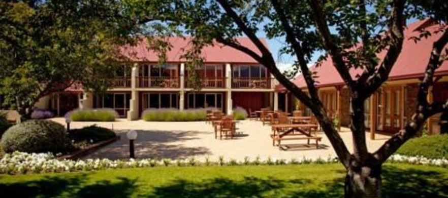 One night stay for two people at <em>The Gate and Harvest Hotel</em>. playing at the beautiful <em> Cromwell Golf Club </em>. Your stay includes 18 holes golf with a motorised cart with one night accomodation. 