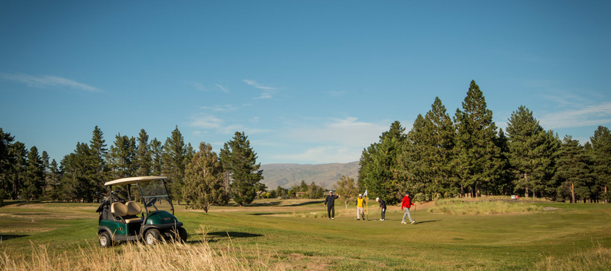 One night stay for two people at <em>The Gate and Harvest Hotel</em>. playing at the beautiful <em> Cromwell Golf Club </em>. Your stay includes 18 holes golf with a motorised cart with one night accomodation. 