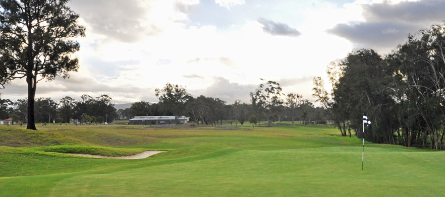 <em>Discover Hunter Valley's Newest Gem!</em> 18 Holes for two at the beautiful <em>Cessnock Golf Club.</em> Includes a shared motorised cart.