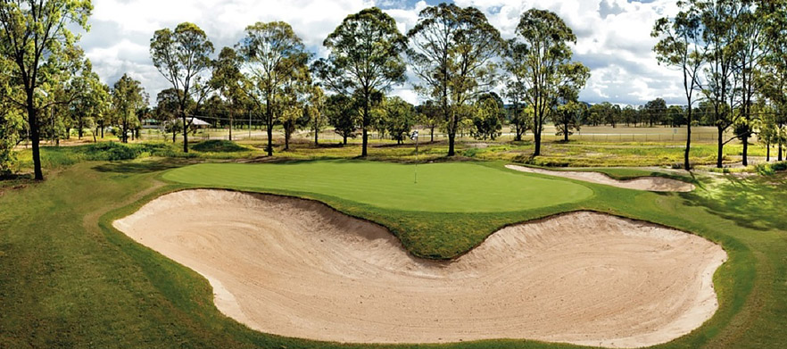 <em>Discover Hunter Valley's Newest Gem!</em> 18 Holes for two at the beautiful <em>Cessnock Golf Club.</em> Includes a shared motorised cart.