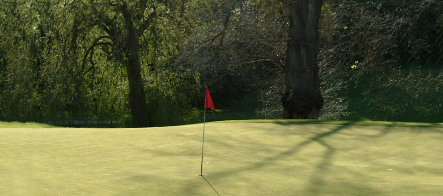 Golf for Two at <em>Wattle Park Golf Course.</em>  Two players will enjoy a 9 hole round with a pull buggy each, bookings any day of the week.  