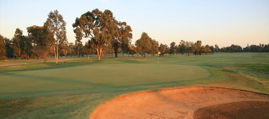 MURRAY RIVER GETAWAY! 2 Night Stay & Play For Two at Tocumwal Golf Club!