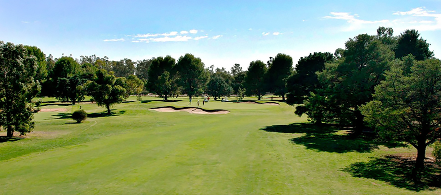 MURRAY RIVER GETAWAY! 2 Night Stay & Play For Two at Tocumwal Golf Club!