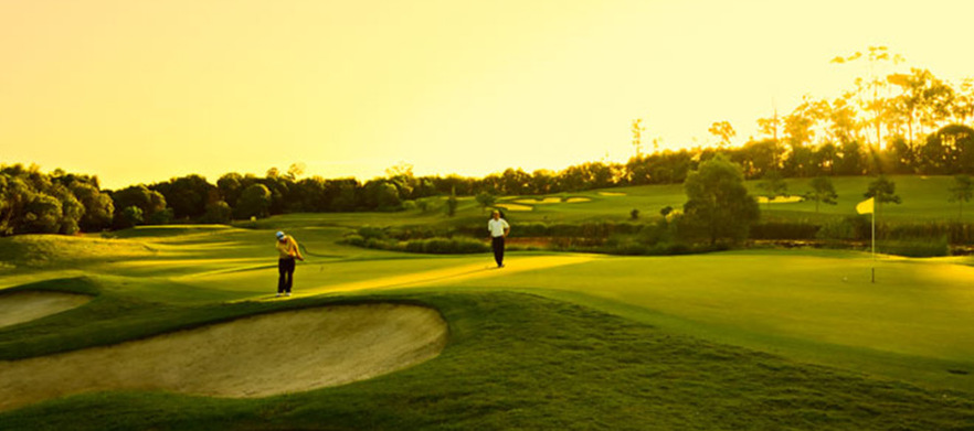 18 Holes for Two in a Shared Cart at <em>North Lakes Resort Golf Club</em> 