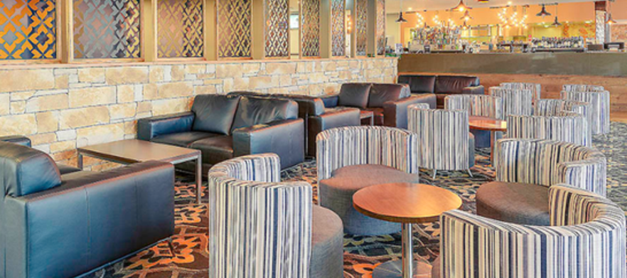 <em> Play Two Regional Victorian Gems Staying at the Beautiful Mercure Warragul! </em> Includes one night accommodation with a bottle of wine on arrival and golf for two at Warragul and Drouin Golf Clubs!