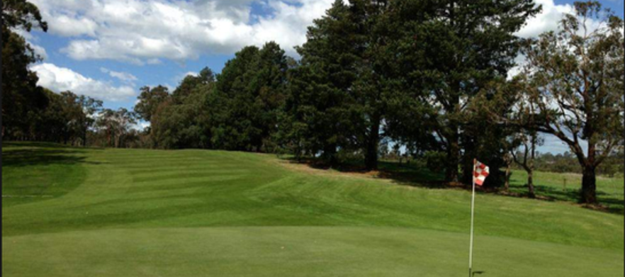 <em> Play Two Regional Victorian Gems Staying at the Beautiful Mercure Warragul! </em> Includes one night accommodation with a bottle of wine on arrival and golf for two at Warragul and Drouin Golf Clubs!