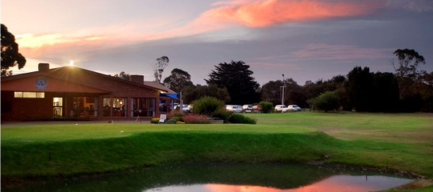 18 Holes for two with a drink after your game at the stunning Phillip Island Golf Club with one night in Luxury at The Waves Apartments!