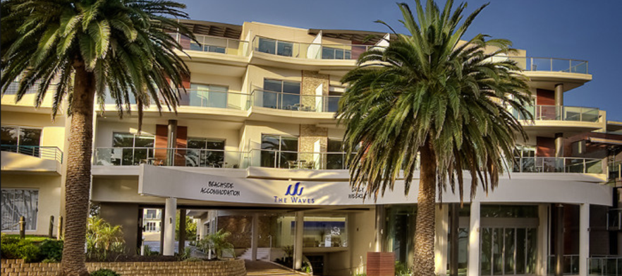 18 Holes for two with a drink after your game at the stunning Phillip Island Golf Club with one night in Luxury at The Waves Apartments!