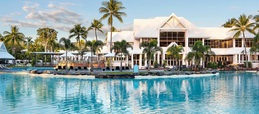 <em>5 nights for 2 people at the Sheraton Mirage Port Douglas!.</em> Golf at the beautiful Mirage Country Club in a motorised cart and more. <em>