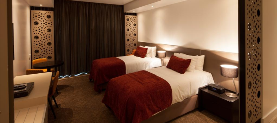 <em> Stay and Play at one of the Murray's True Gems! </em> Two Nights for Two at Bridges Villas! Includes Unlimited Golf at Cobram Barooga Golf Club, Motorised Carts, Breakfasts, Drinks, Meal Vouchers & More.