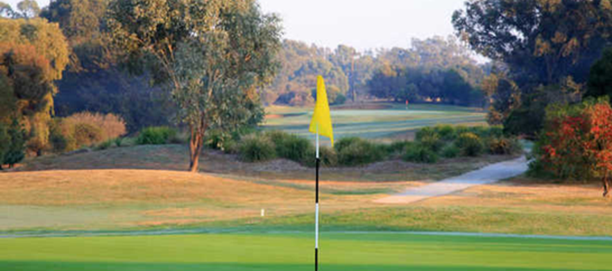 <em> Stay and Play at one of the Murray's True Gems! </em> Two Nights for Two at Bridges Villas! Includes Unlimited Golf at Cobram Barooga Golf Club, Motorised Carts, Breakfasts, Drinks, Meal Vouchers & More.
