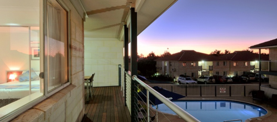 <em>Two Night Stay & Play at for Two at Kalbarri Edge Resort with Unlimted Golf at Kalbarri Golf Club!</em> Includes Accomodation, Golf and more! 
