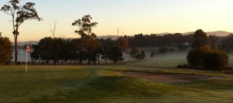 <em>Discover one of Victoria's Hidden Gems! </em> 18 Holes for two at <em>Drouin Golf Club</em>. Includes a drink each in the clubhouse after your game.