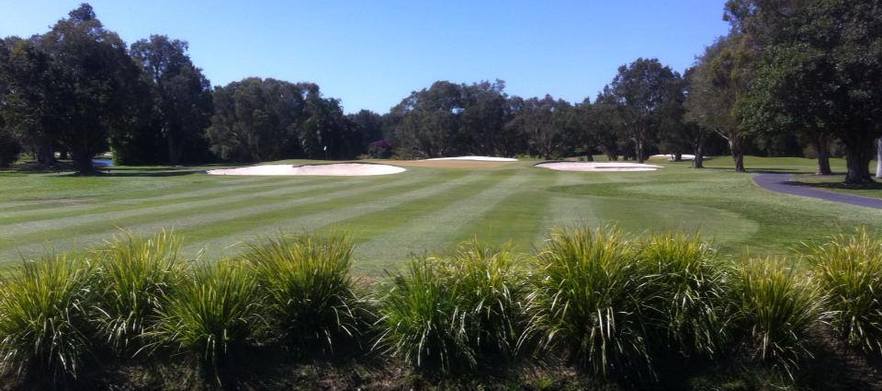 <em>Play, Stay & Relax Ocean Shores Motel.</em> 1 Night Stay with Breakfast, 18 Holes For Two at Ocean Shores Country Club &  Murwillumbah Golf Club.