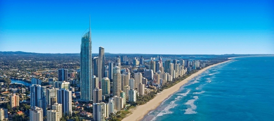 <em> 2 nights Stay and Play </em> at Crowne Plaza with Breakfast and Wi Fi <em>and 18 Holes of golf with Cart at <em> Surfers Paradise and Palm Meadows<em> 