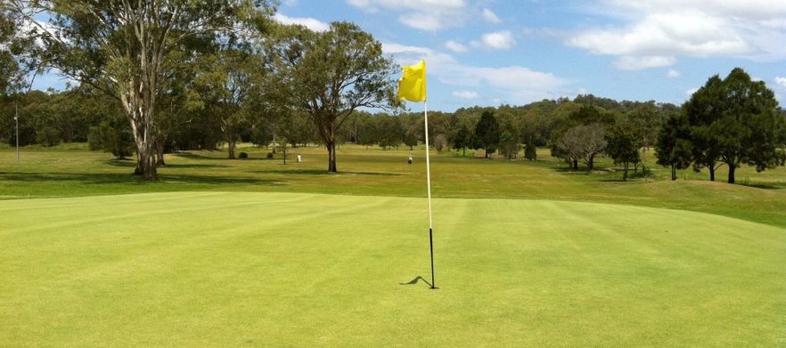<em>Logan City Golf Club!</em> 18 Holes For Two in a Motorised Cart.