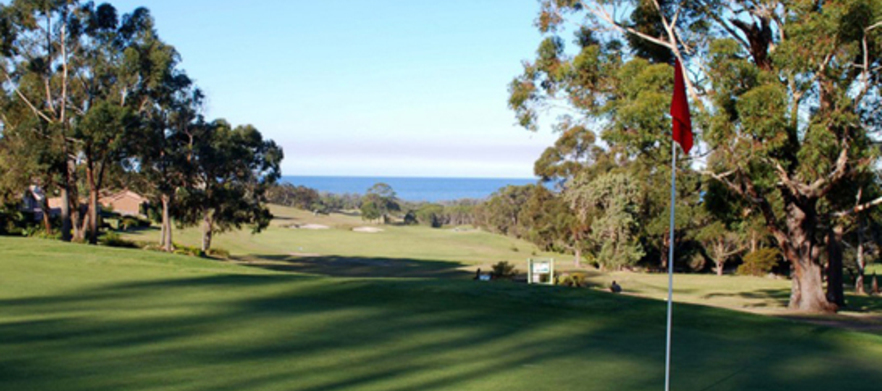 <em>Golf Merimbula Stay & Play:</em> 5 nights stay at Sapphire Waters Motor Inn with breakfasts daily and unlimited golf at the beautiful <em> Tura Beach CC.</em>